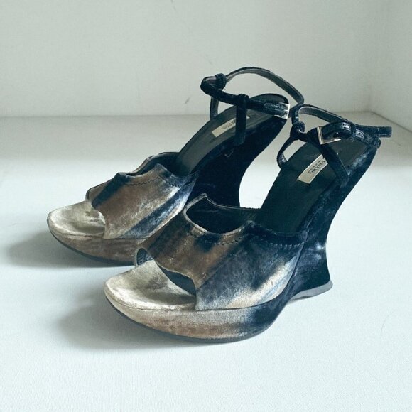 Vintage 00" authentic PRADA Ombré Grey Beige Velvet Wedge Heels 38.5 - Picture 2 of 10